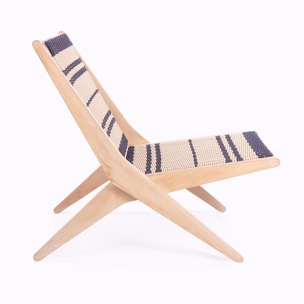 Lipat Folded Lounge Chair